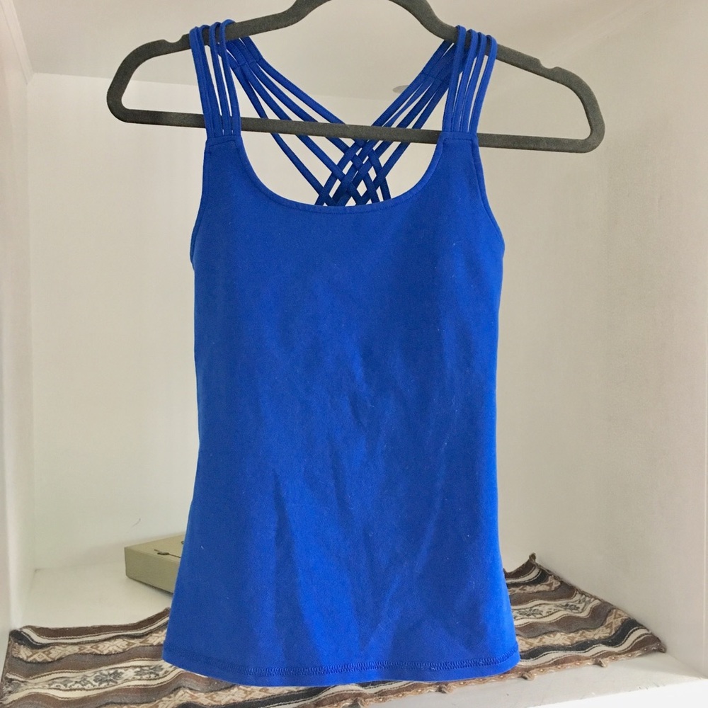 Workout tank top